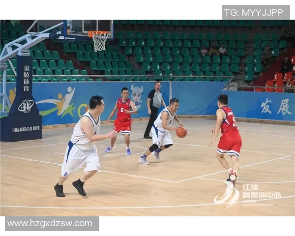 重庆篮球队的比赛节奏分析与战术调整探讨